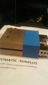 FESTO PARALLEL GRIPPER HGP-32-A USED SURPLUS STOCK IN GREAT CONDITION - Picture 1 of 8
