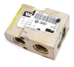 AC Expansion Valve 99-05 VW Jetta Golf GTI Mk4 - Genuine - 1J1 820 103 B - Picture 1 of 2