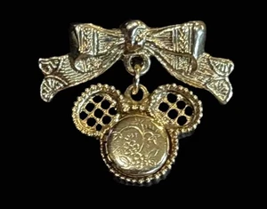 Vintage goldfarbene Disney Medaillon Brosche / Anstecknadel - Bild 1 von 6