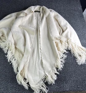 VTG Mon Repos Alpaca Off White Wool Cape With Border Fringe Made in Peru - Picture 1 of 4
