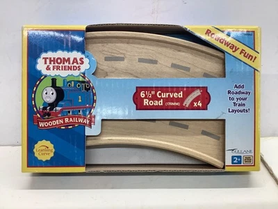 Thomas & Friends Wooden Railway 6 1/2" CURVED ROAD 4 pieces  (NIB) - Image 1 of 2