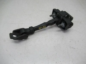 Cinta de retención de puerta delantera derecha RENAULT CLIO IV año 2013 (228) - Imagen 1 de 4