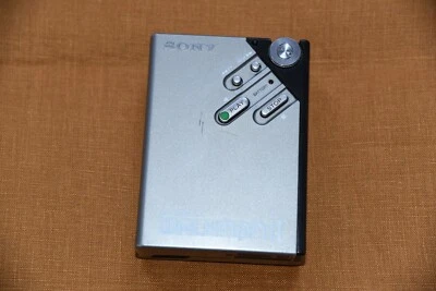 Reproductor de casete portátil Sony WM-2 Walkman NUEVO CINTURÓN Foto 1 de 4