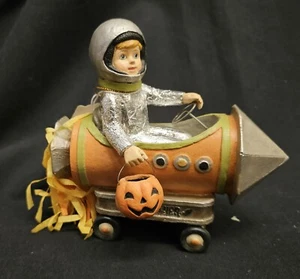 VENTA LIQUIDACIÓN: Figura HALLOWEEN Bethany Lowe ROCKET MAN. PRÍSTINO RETIRADO - Imagen 1 de 3