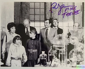 Paris Themmen as Mike Teevee Wonka Hand Signed Autograph COA 8 x 10 In. Photo - Picture 1 of 2
