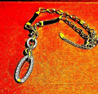 Veinnois Chapado en Oro 18K Collar Cadena Piedra de Imitación Colgante Ovalado Acento Negro NUEVO Foto 1 de 4