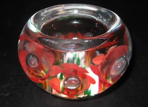 Tazón pequeño de vidrio artístico Gibson 1991 de colección con pisapapeles flores rojas/blancas/verdes - Imagen 1 de 16