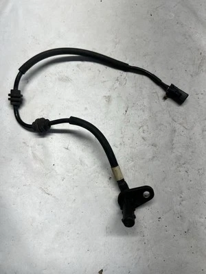 Sensor de velocidad de rueda ABS para Hyundai EQUUS 14-16 2015-2017 Kia K900 59910-3T000 Foto 1 de 3
