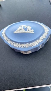 Wedgwood blau Jasperware Design klassische Cherub ovale Schmuckschatulle - Bild 1 von 13