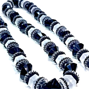 FREIRICH Geometrische Eiswürfel Mattierte Plexiglas Perlen Halskette 30" Grob Vintage - Bild 1 von 5