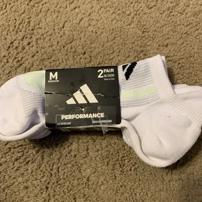 NWT Adidas Women’s M SUPERLITE Climalite Arch Compression NO SHOW 2 Pair Socks - Image 1 of 3