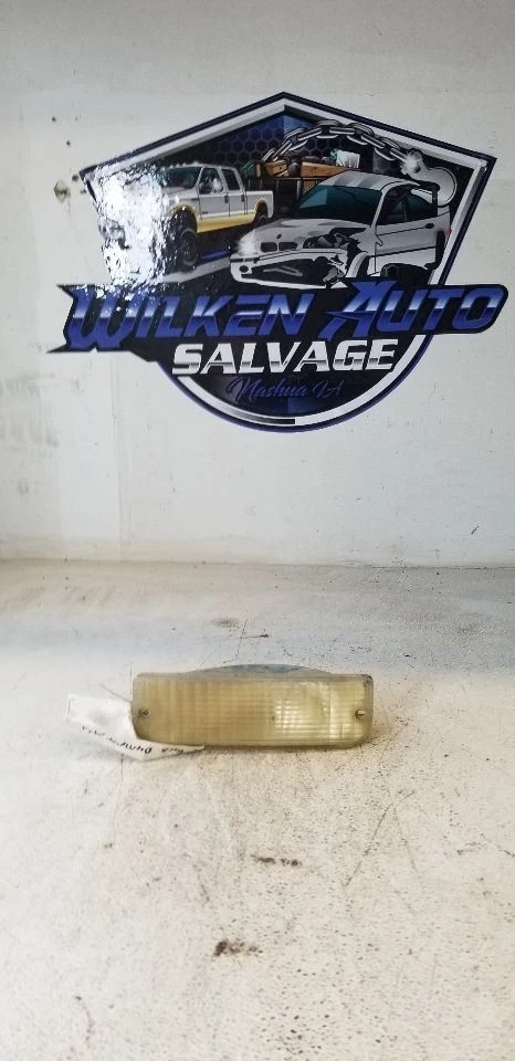 Driver Corner/Park Light Park Lamp-turn Signal Fits 91-95 ACCLAIM 1007187 - Image 1 of 1