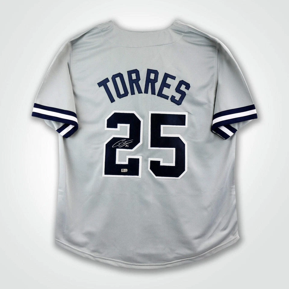 Camiseta deportiva de béisbol estilo profesional gris firmada por Gleyber Torres Foto 1 de 3