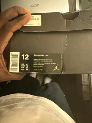 AIR JORDAN 1 NEGRO MEDIO Y GRIS OSCURO TALLA 12 Con Caja Foto 1 de 4