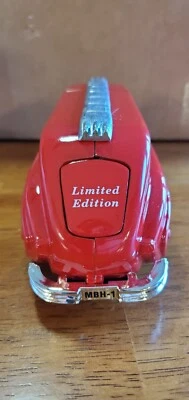 ERTL American Classics Case IH Viscosity Oil Company Die Cast Vehicle 1994 - Image 1 of 4