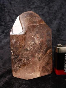 BK105 Bergkristall mit Includien Rutil Quarz Madagaskar Naturform poliert 10 cm - Bild 1 von 8