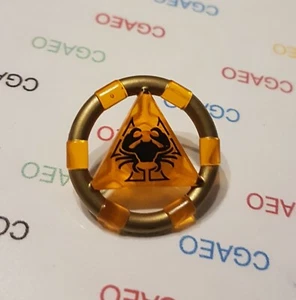 1 X Lego 87748pb01 Ring with Center Triangle with Gold Bands and Crab Pattern - Imagen 1 de 1