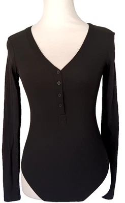 Body Nike Dri Fit negro para mujer recortado negro manga larga cuello en V talla: XS Foto 1 de 4