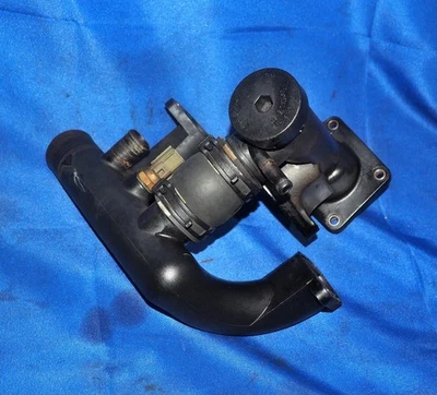 Conjunto de carcasa termostato motor Jaguar XK8 1997-2002 4,0 L V8 OEM con garantía Foto 1 de 4