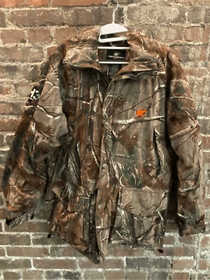Realtree Arctic Sheild H3 Men’s Medium Camouflage Hunters Coat - Image 1 of 4