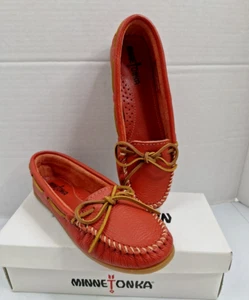 Minnetonka Womens 8 Boat Moc Red Leather Moccasin Hard Sole Shoe Flats 617R NIB - Picture 1 of 14