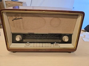 Radio de tubo Delmonico Novum 1047 Korting alemán FUNCIONA - Imagen 1 de 13