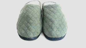 Pantuflas para mujer Babaya verde oliva cepilladas talla EE. UU. 7-8 M forradas de piel - Imagen 1 de 5