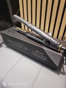 GHD MINI ACCONCIATRICE PROFESSIONALE SLIM PLATE CERAMICA - NERO. D2 0404 - Foto 1 di 12