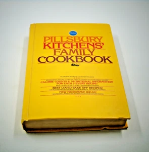 Vintage Pillsbury Kitchens' Family Cookbook 1979 Hardcover With Tons of Recipes - Picture 1 of 13