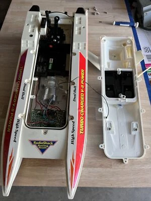 Vintage Radio Shack STINGER Radio Controlled High Speed Racing Boat Remote - Image 1 of 4