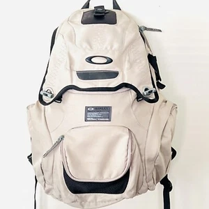 Vintage Oakley Panel Pack Backpack Tan The Book of Eli Featured Tactical Bag - Imagen 1 de 19
