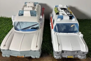 Ghostbusters Ecto-1 Lot Of 2 Cars For Parts Modern Missing Pieces AS IS - Picture 1 of 7