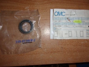 GENUINE OMC  Evinrude Johnson  911019 0911019 Seal OEM - Picture 1 of 3
