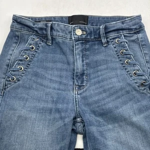 Pantalones de mezclilla suaves de tiro alto para todos los días White House Black Market talla 4 - Imagen 1 de 8