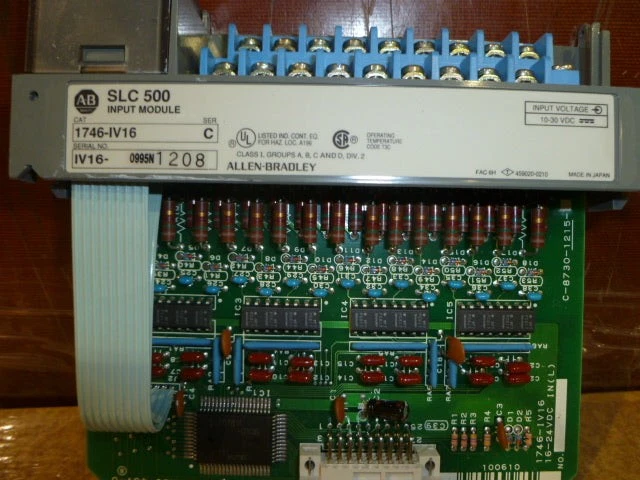 Allen Bradley 1746-IV16 Input Module SLC 500 10-30 VDC Ser C - Image 1 of 1