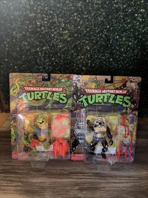 2025 Playmates TMNT Teenage Mutant Ninja  Retro Reissue SCALE TAIL & Chrome Dome - Image 1 of 4