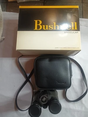 VTG Bushnell 8x30 Broadfield Compact Wide Field Binoculars with Case 10-8300 - Image 1 of 4