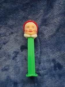 PEZ Christmas Mrs. Claus Footed Candy Dispenser 2006 Retired Green - Picture 1 of 6