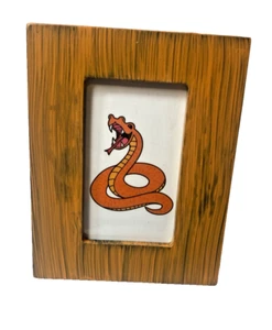Mini cornice dipinta a mano con serpente cobra arancione - 3 7/16 x 4 5/16 - Foto 1 di 6