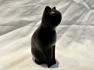 Vintage Majestic Black Cat figurine - Carved in Wood - 9cm tall - Image 1 of 4