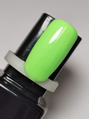 UV Gel Polish 10ml Neon Green 28 UV-LED Nagellack Soak off Gellack Pastell Grün - Bild 1 von 4