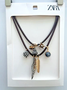 PACK DE 2 COLLARES CORDÓN CON DIJES ZARA 2024 REF 1856 406 - Imagen 1 de 9