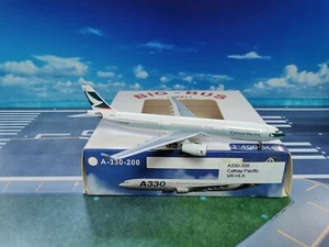 Aeroclassics Cathay Pacific A330-300 VR-HLA 1：400 defect - Picture 1 of 6