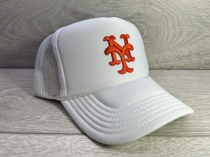SOMBRERO BLANCO NARANJA DE 5 PANELES CORONA ALTA CAMIONERO SNAPBACK DE COLECCIÓN - Imagen 1 de 2