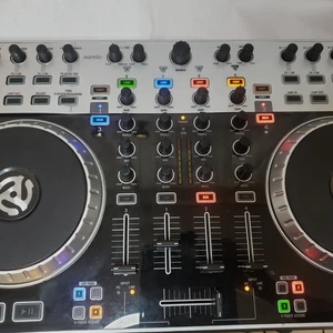 Numark N4 4-Deck Digital  DJ Controller  and Mixer. - Picture 1 of 10