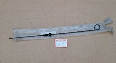 Dodge Colt 1974 2,0 L nuevo en stock motor Mitsubishi varilla de medición de aceite Foto 1 de 3