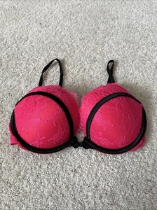 Victoria’s Secret Push-up-BH Bombshell 32C pink vorne geschlossen und 2 Körbchen Spitze - Bild 1 von 9