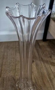 Vtg Clear Glass Swung Vase 17” High 4.5 " Wide 3.75 " At Base. No Chips Or Crack - Picture 1 of 7