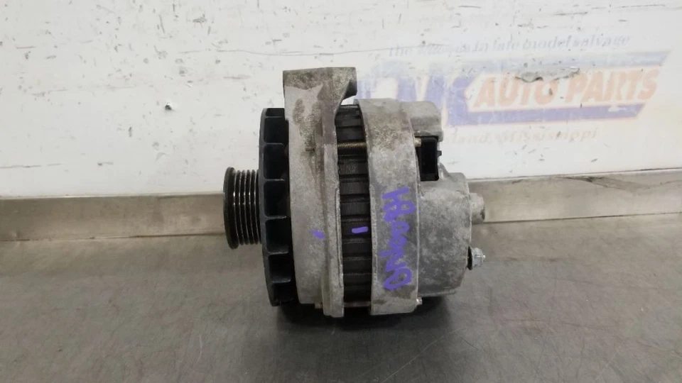 99 1999 GMC YUKON 140 AMP ALTERNATOR ASSEMBLY - Image 1 of 4