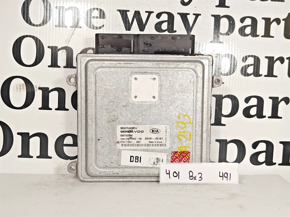 3910125141  Kia Optima  2006-2008 Engine Control Unit ECU Module  OEM 4O1 491 B3 - Image 1 of 4
